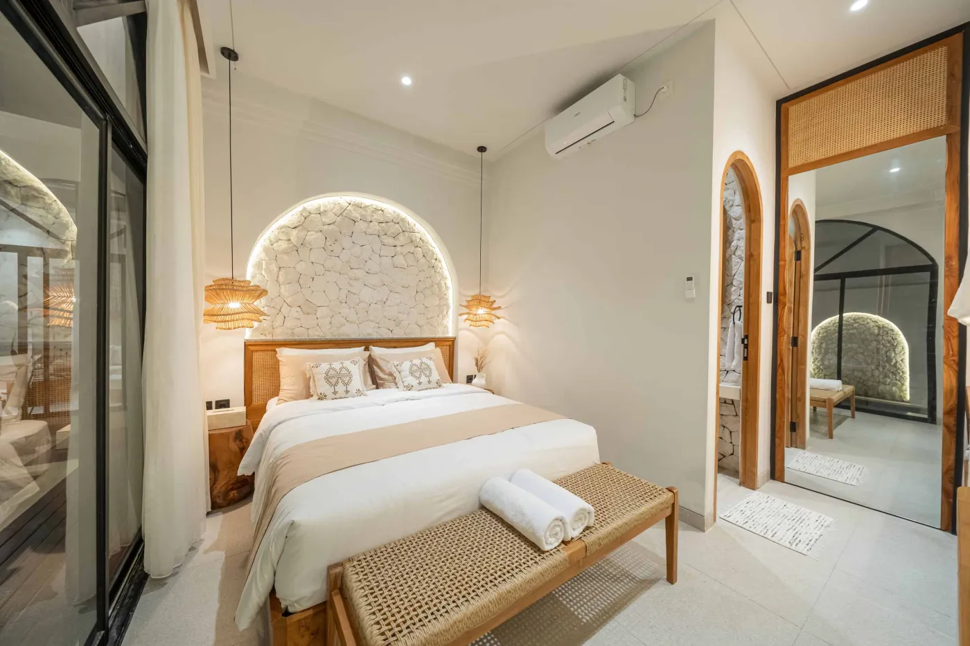 Villa D'Amelia Jimbaran - Best Price Guarantee Monthly, photo 2