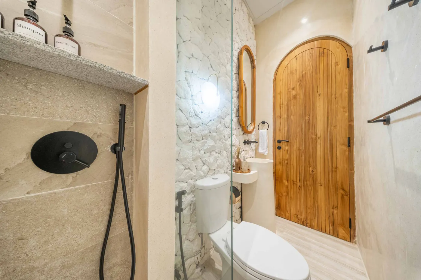 D'Amelia Villa Jimbaran 2  BR - Best Price Guarantee, photo 5