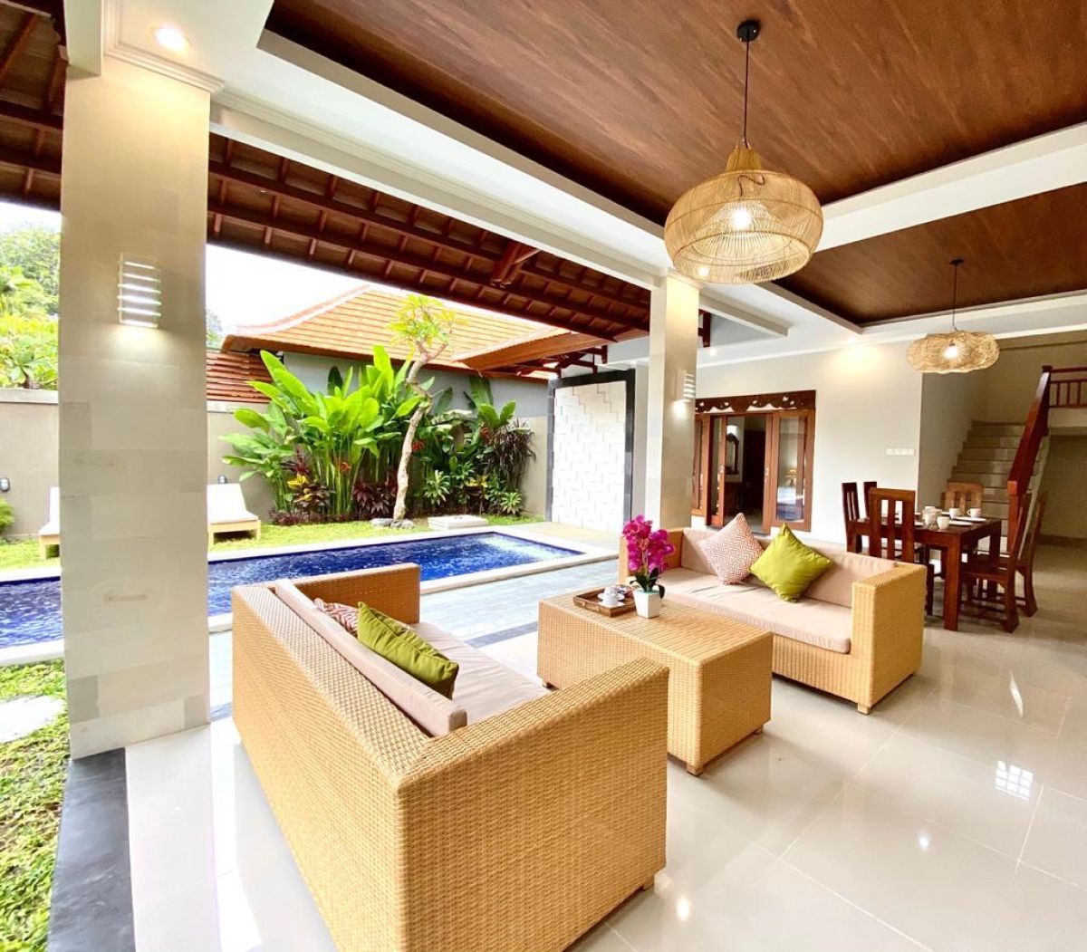 SPACIOUS - 3 BR BALINESE VILLA IN KUTA, photo 8