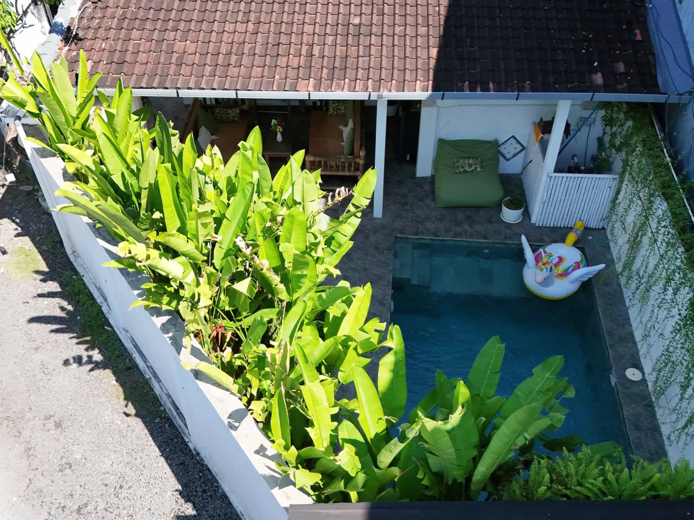 The White House Villa Taeyvela Seminyak