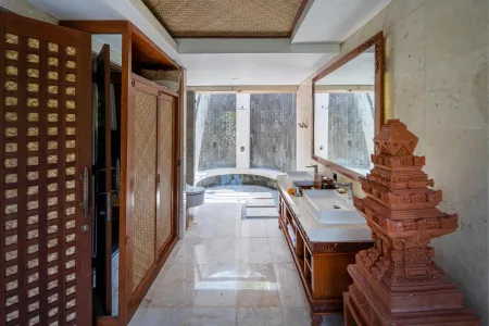 Luxury Villa 1 Bedroom Private Pool With River View In Ubud 4