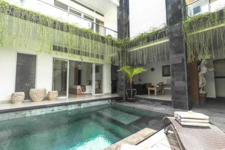3 bedroom villas in kuta HRKT0428 - 1