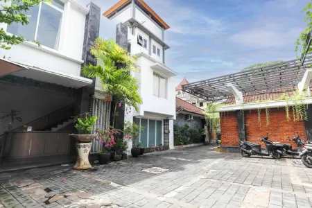 3 bedroom villas in kuta HRKT0428 - 8