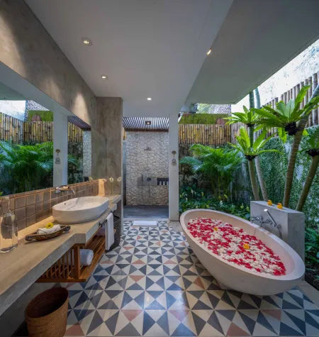 Villas in pererenan HRPR0381 - 5