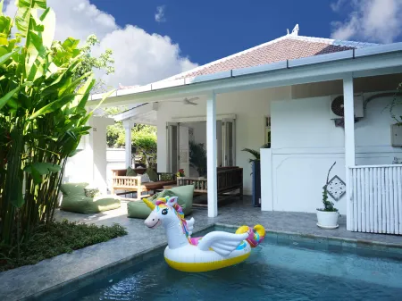 The White House Villa Taeyvela Seminyak 20