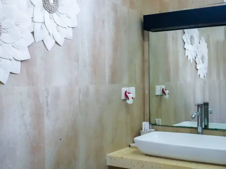 The White House Villa Taeyvela Seminyak 11