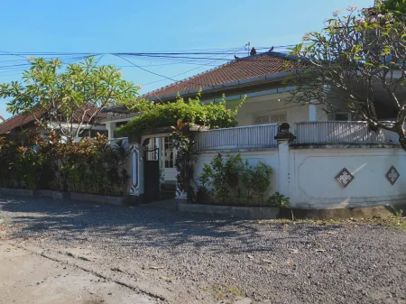 The White House Villa Taeyvela Seminyak 22