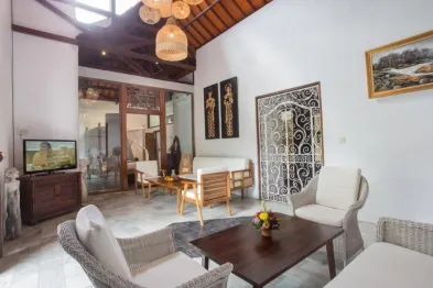 Villa Etnik Seminyak 12